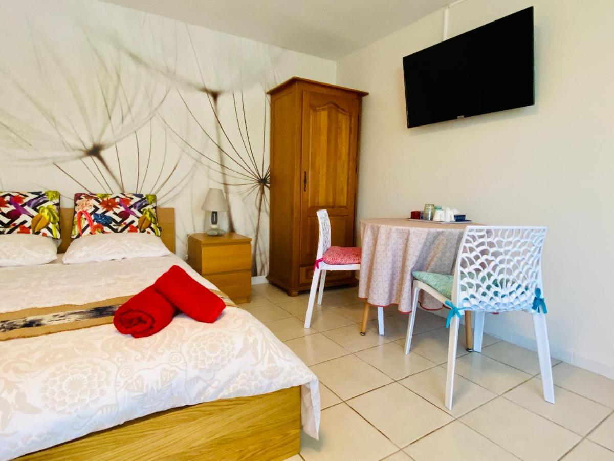 Mas Des Tournevents Bed & Breakfast เลซิยอง คอร์เบรียส์ ภายนอก รูปภาพ